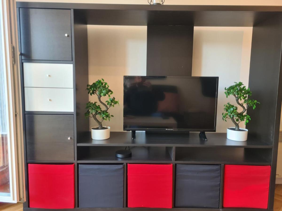 Appartement Avec Rez De Jardin A Disneyland Montevrain Bagian luar foto