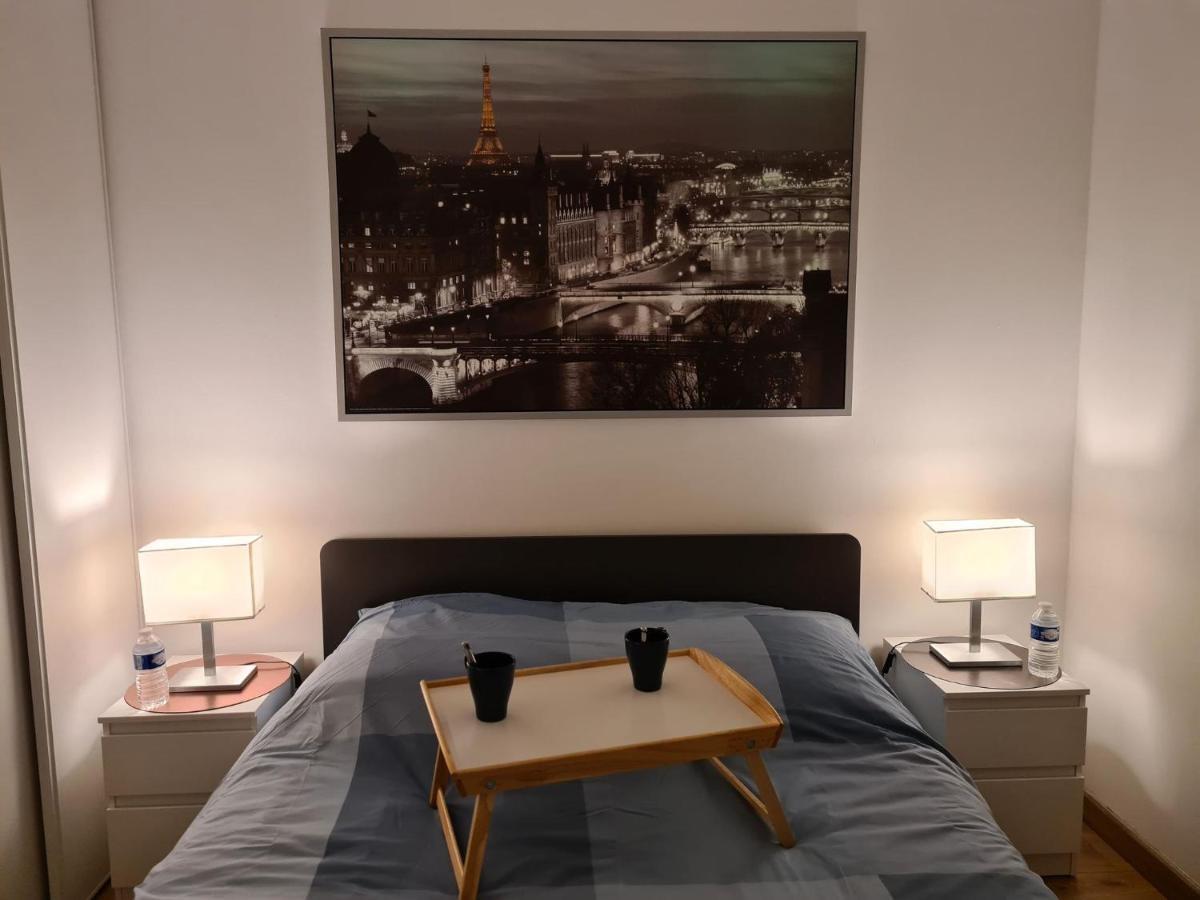 Appartement Avec Rez De Jardin A Disneyland Montevrain Bagian luar foto