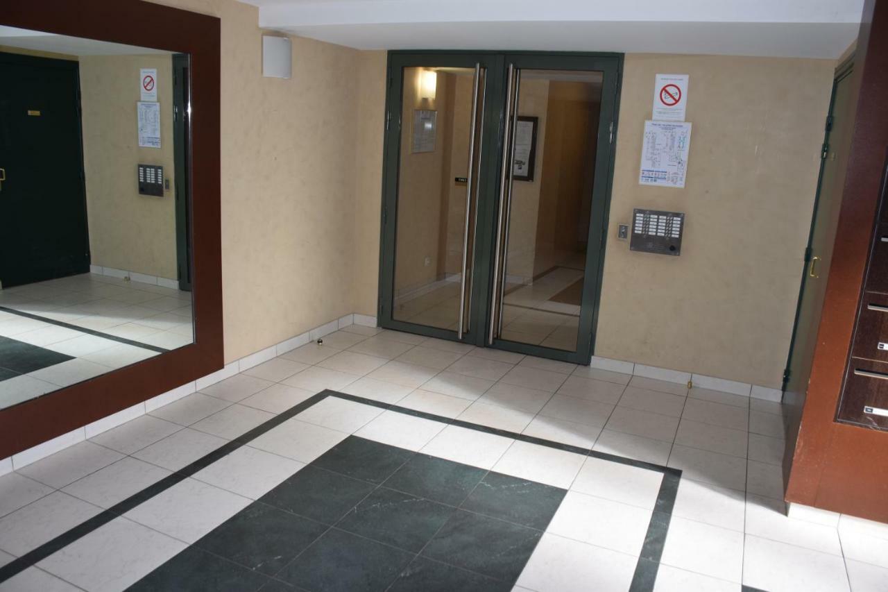 Appartement Avec Rez De Jardin A Disneyland Montevrain Bagian luar foto