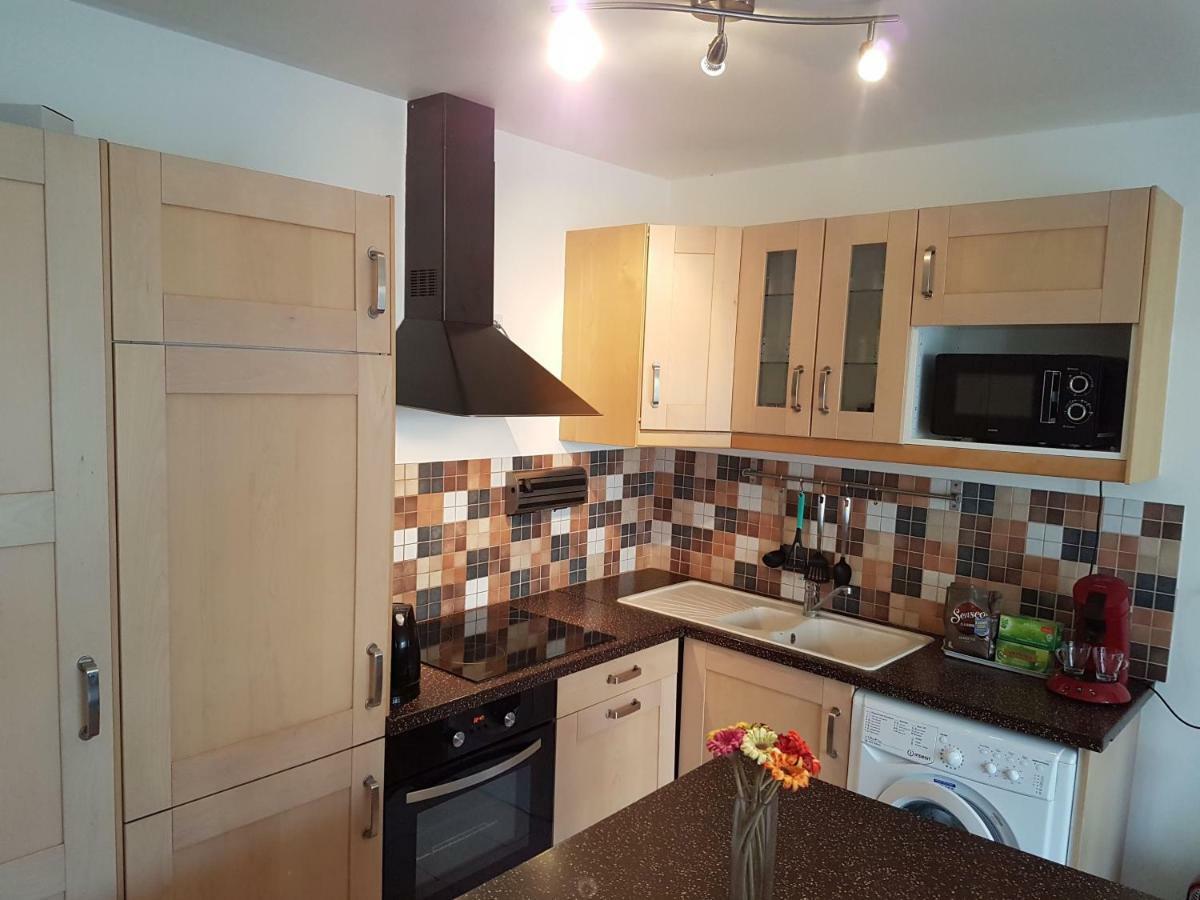Appartement Avec Rez De Jardin A Disneyland Montevrain Bagian luar foto